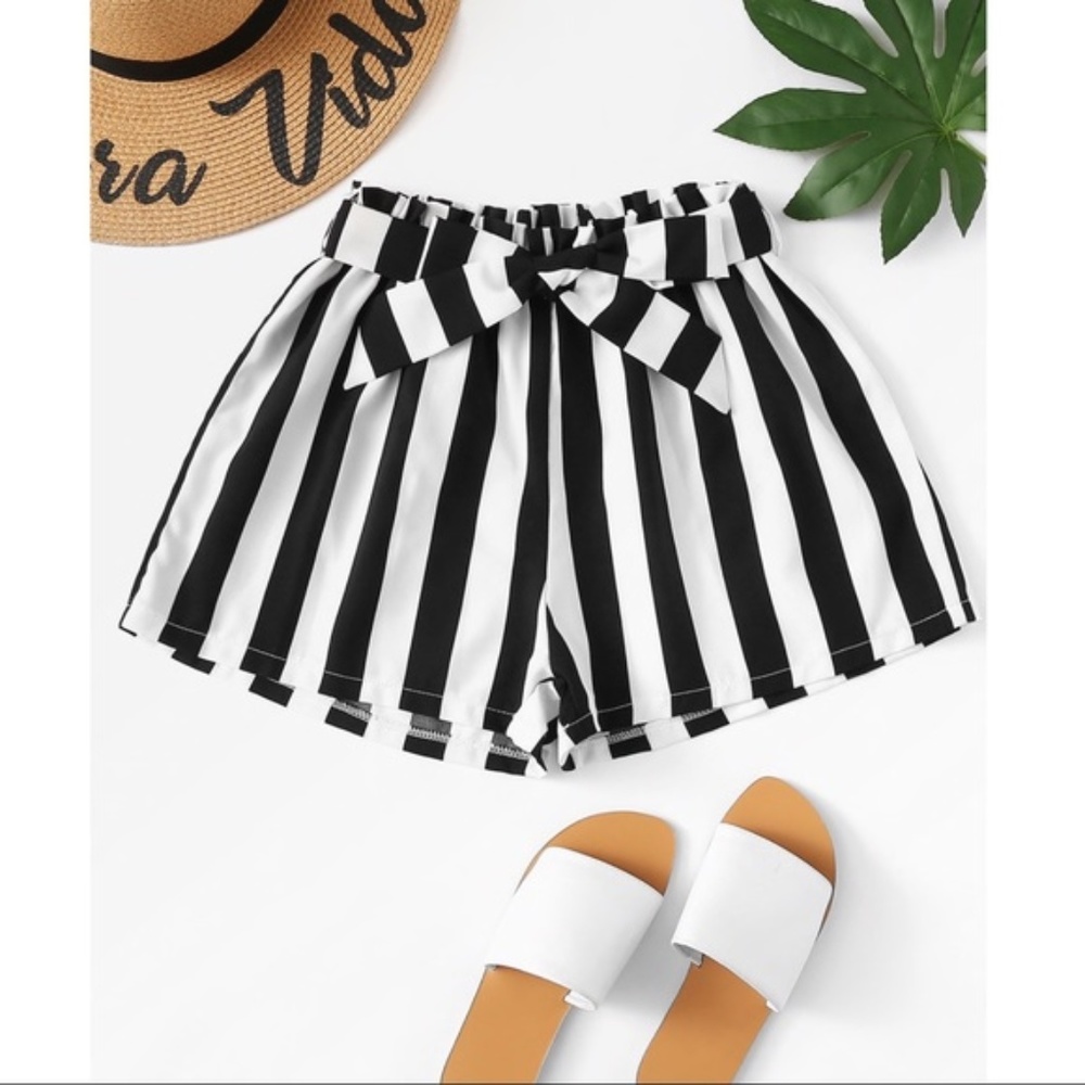 Must have Black and White Stripped Shorts w/tie!